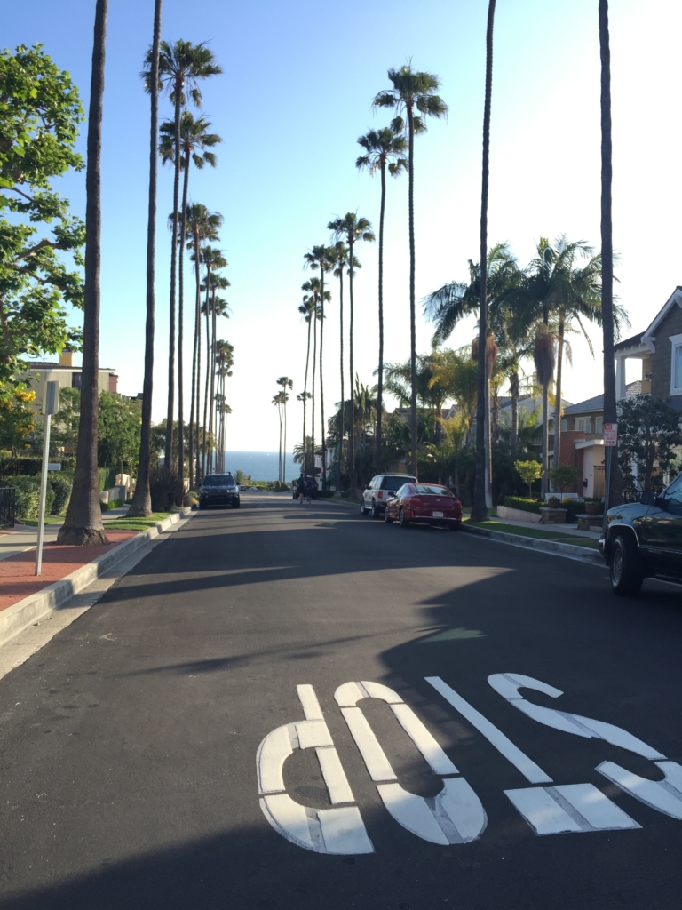 Walk to Corona Del Mar Pirates Cove