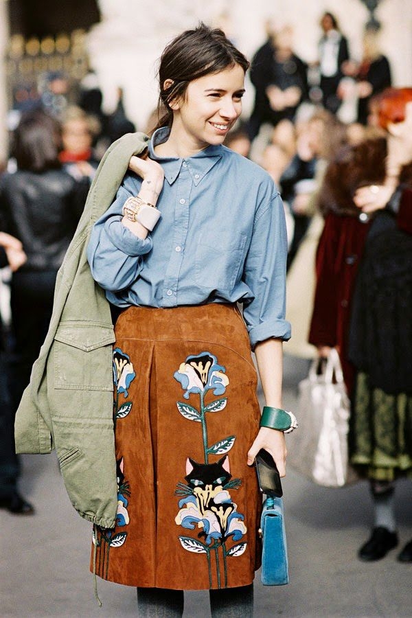 embroidered-miu-miu-skirt-street-style