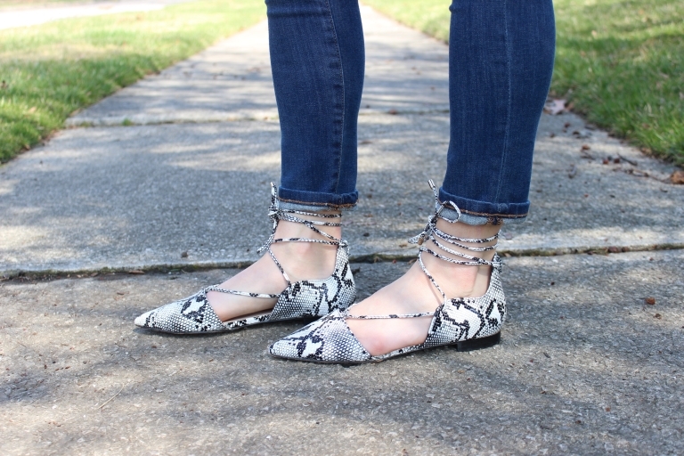 snakeskin-lace-up-flats