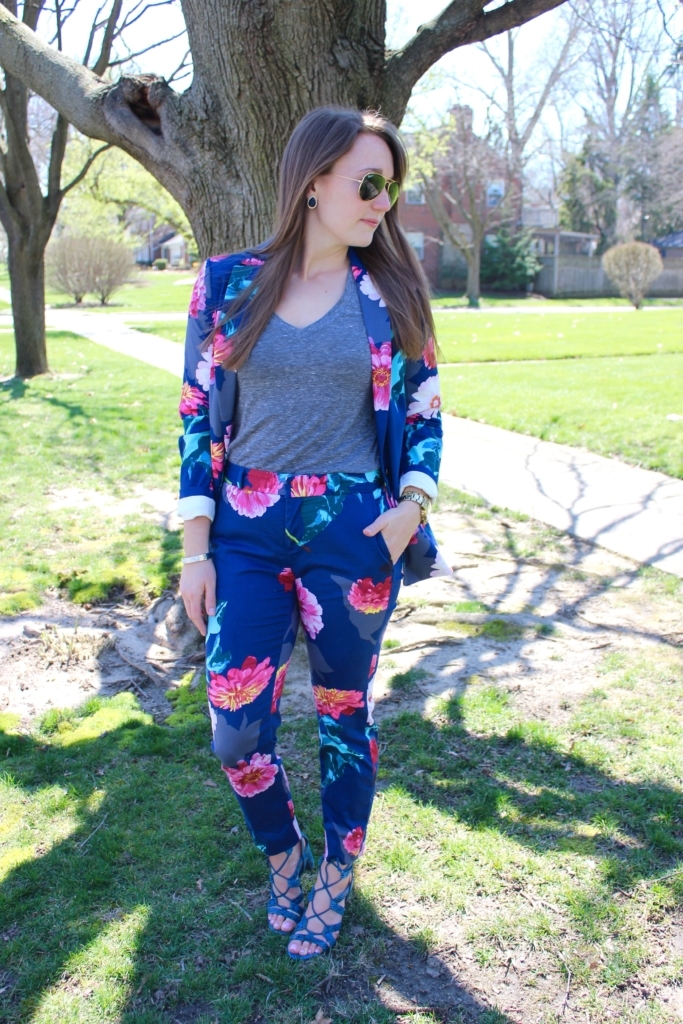 br-floral-suit